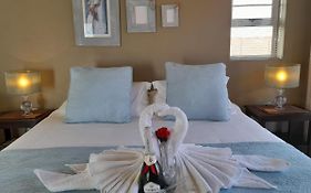 Waves Guest House